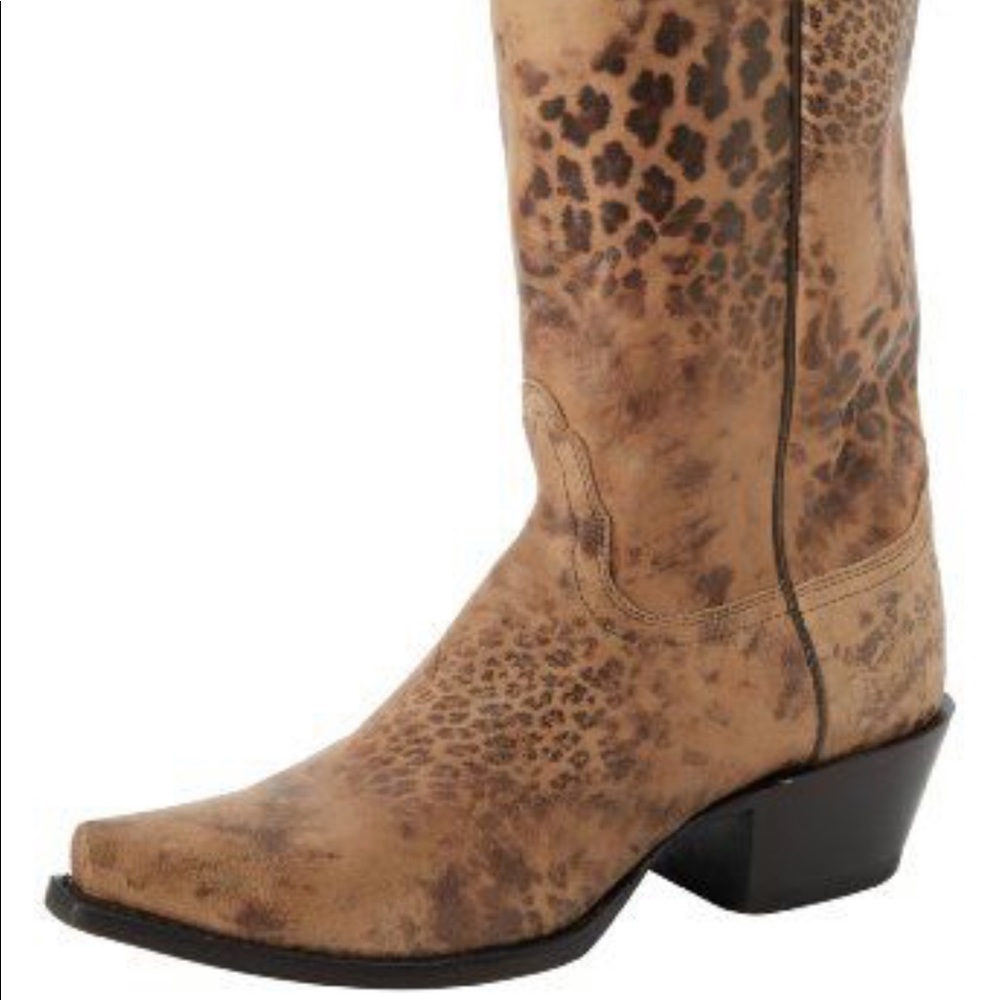 Nocona Boots Distressed Leopard Size 8